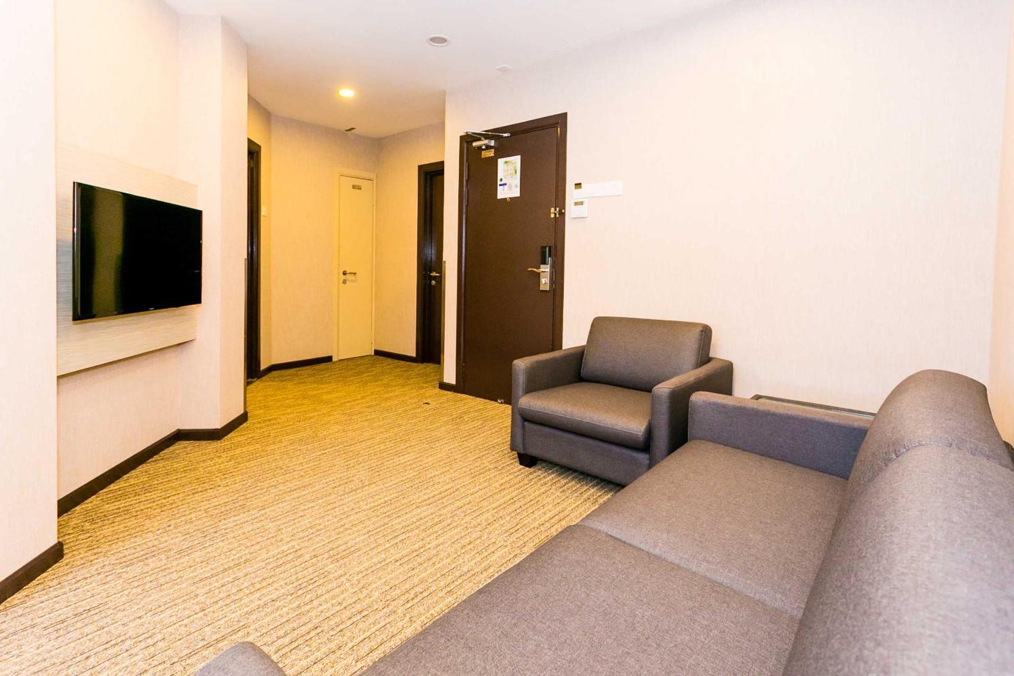 Icon Hotel Segamat Szoba fotó